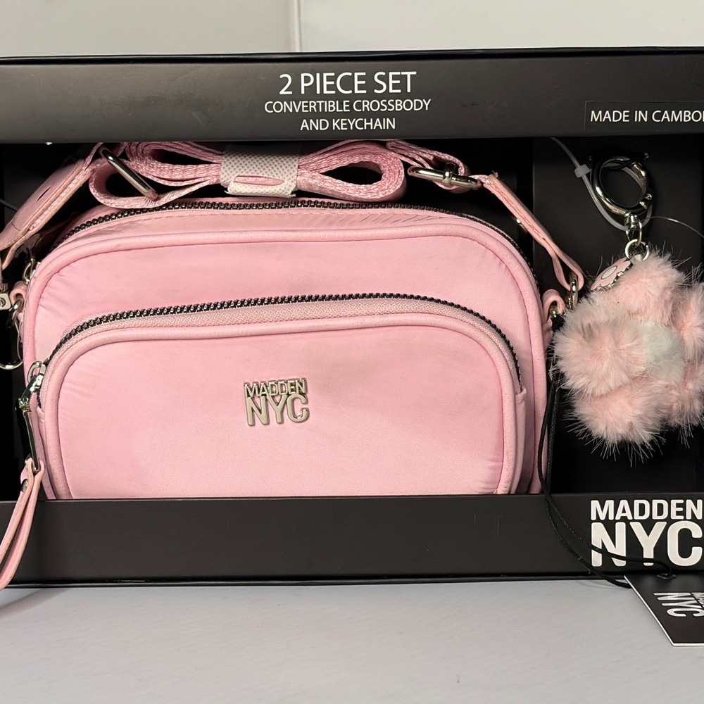 Madden NYC Pink Convertible Crossbody Bag and Flower Keychain 2 Piece Set NEW